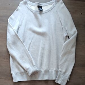 Light Grey Crew Neck Sweater with Ribbed Details